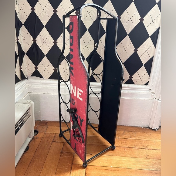 Industrial Wine Bottle Stand – Bold Rustic Iron with Corkscrew Accent - Picture 6 of 7